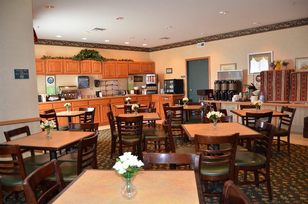 Holiday Inn Express & Suites Marquette By Ihg Restaurante foto