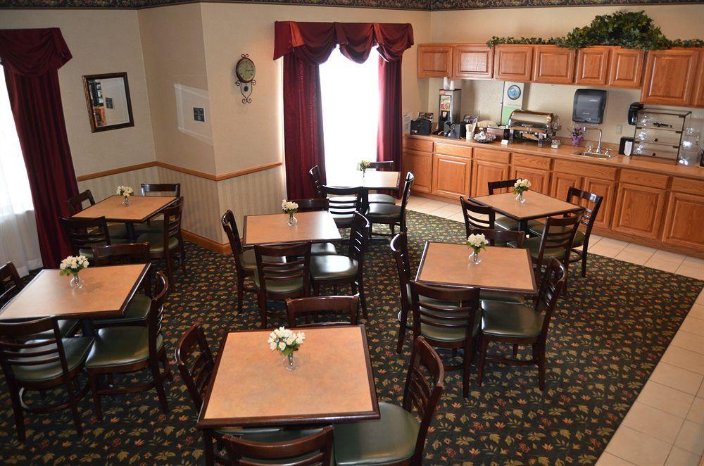 Holiday Inn Express & Suites Marquette By Ihg Restaurante foto
